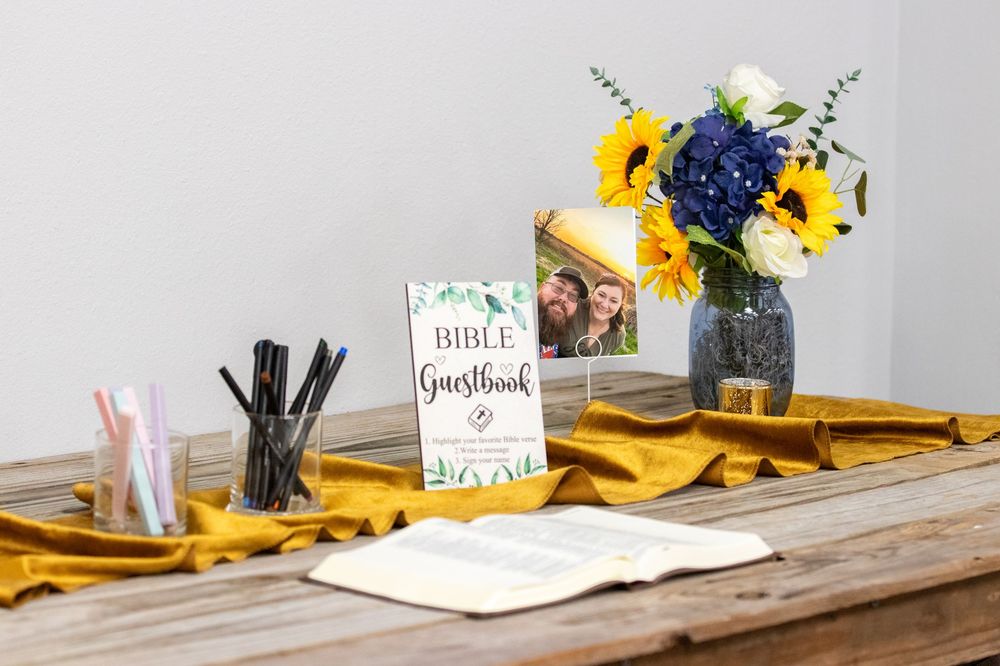 Brianna Alvis Photography | Lufkin, TX photographer capturing light, natural, and emotional moments across East Texas.