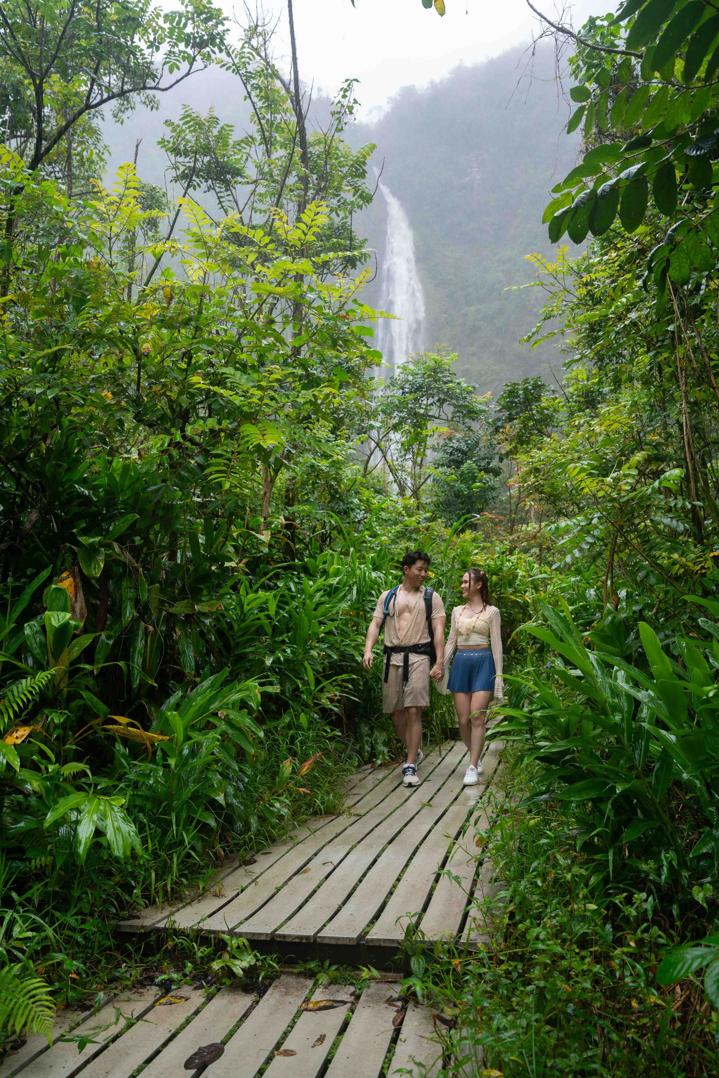 Proposal engagement couple jungle photo on Maui Hawaii