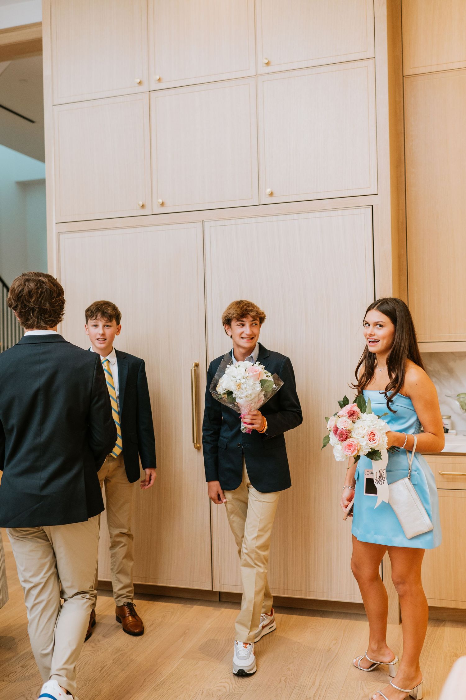 Joyful portraits of high school students celebrating homecoming night in Houston