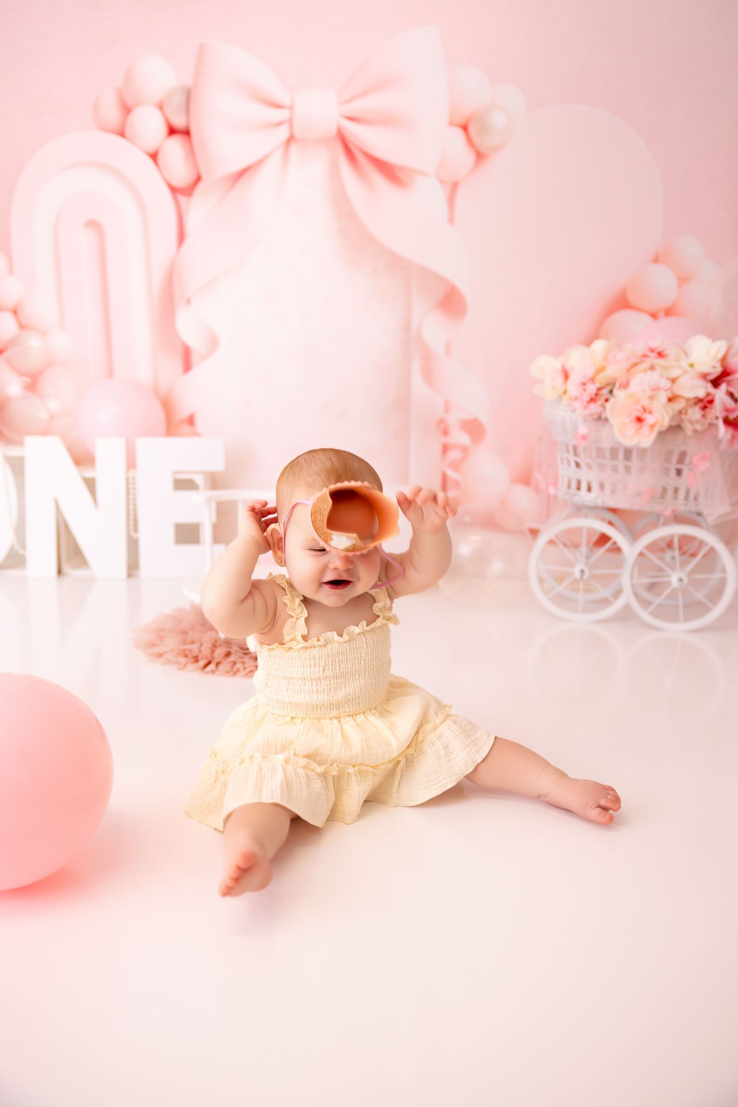 best Long Island cake smash photographer, Long Island birthday photographer, Long Island first birthday photo shoot, first birthday photos