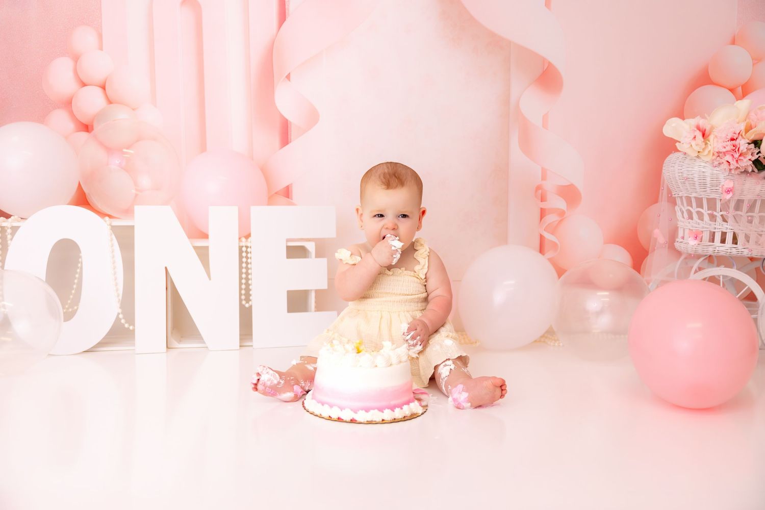 best Long Island cake smash photographer, Long Island birthday photographer, Long Island first birthday photo shoot, first birthday photos