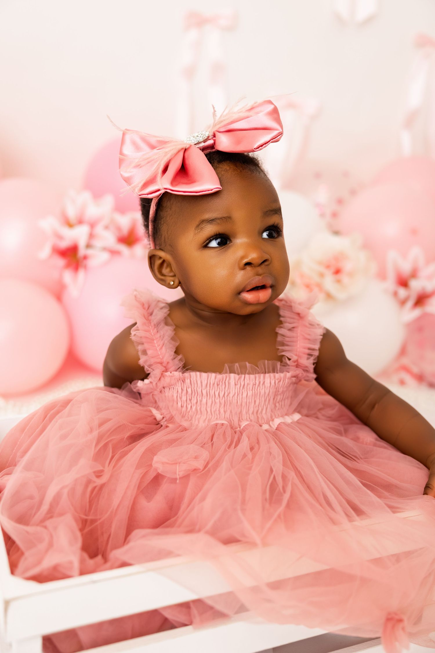 best Long Island cake smash photographer, Long Island birthday photographer, Long Island first birthday photo shoot, first birthday photos