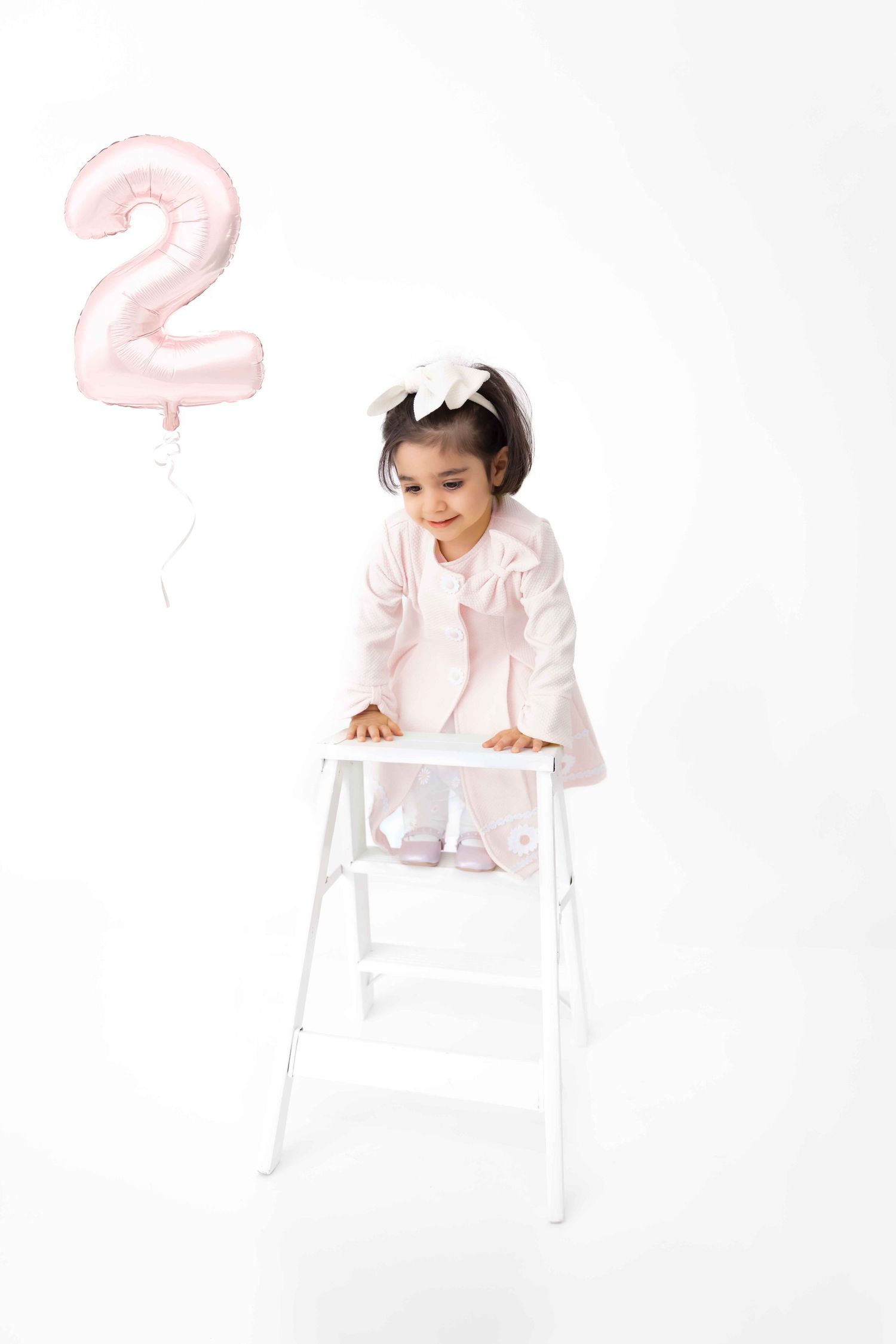 best Long Island cake smash photographer, Long Island birthday photographer, Long Island first birthday photo shoot, first birthday photos