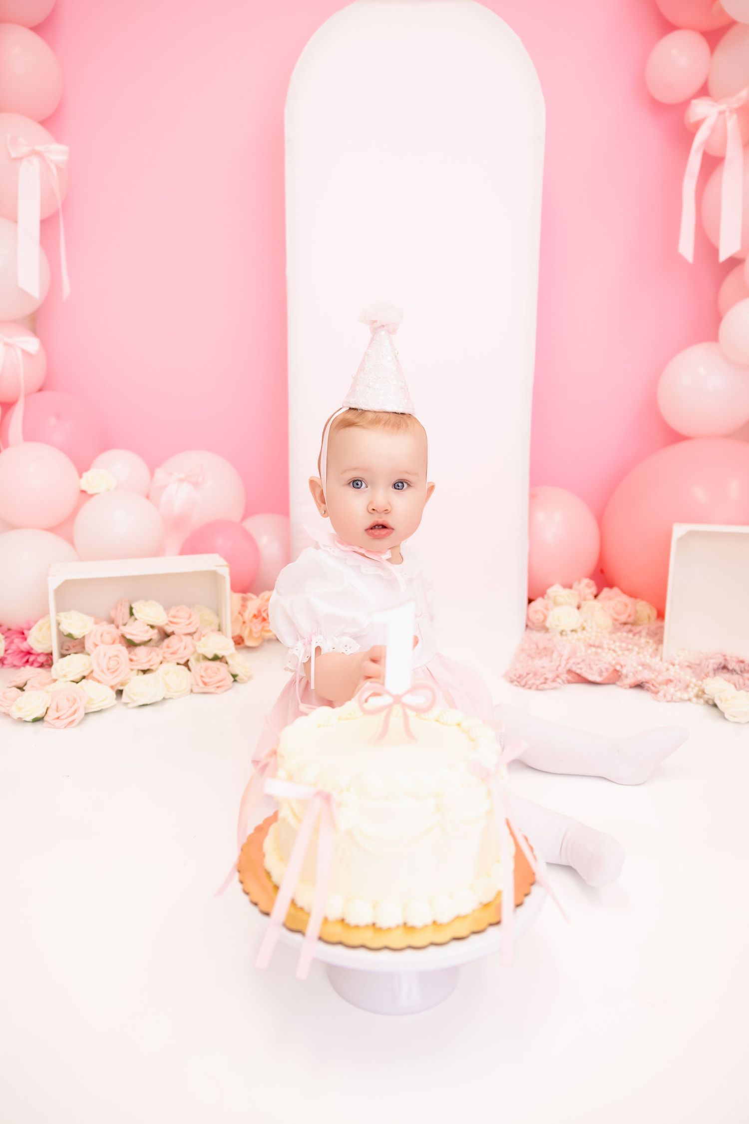 best Long Island cake smash photographer, Long Island birthday photographer, Long Island first birthday photo shoot, first birthday photos