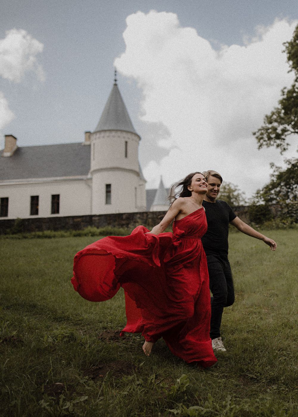 Alatskivi Loss. Alatskivi Castle. Paarisessioon. Fotograafia. Pulmafotograaf