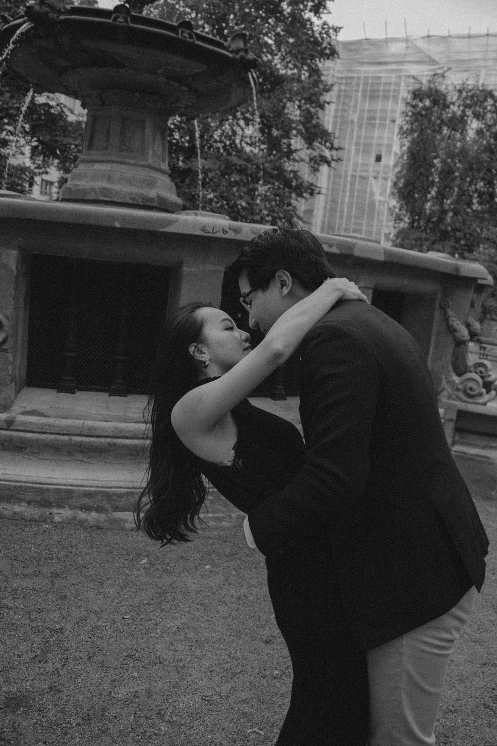 Kihlakuvaus. Engagement photographer. Kihlussessioon.