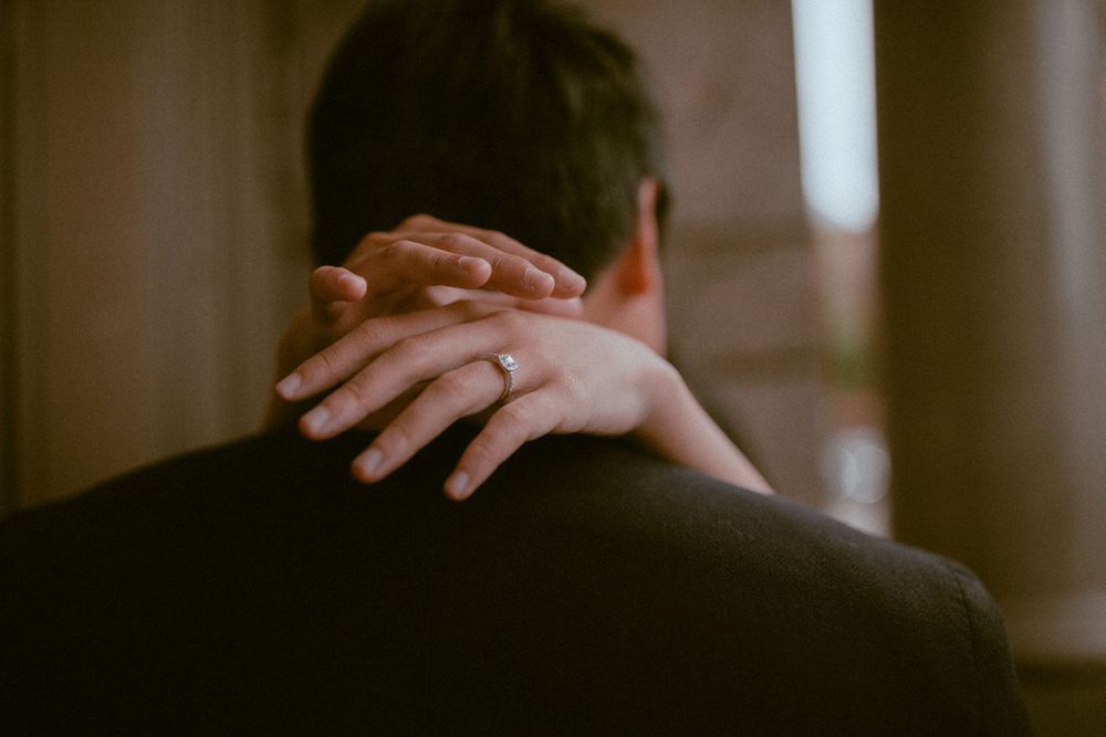 Kihlakuvaus. Engagement photographer. Kihlussessioon.
