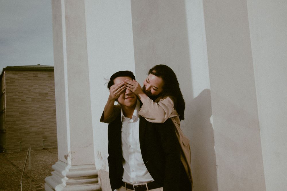 Kihlakuvaus. Engagement photographer. Kihlussessioon.