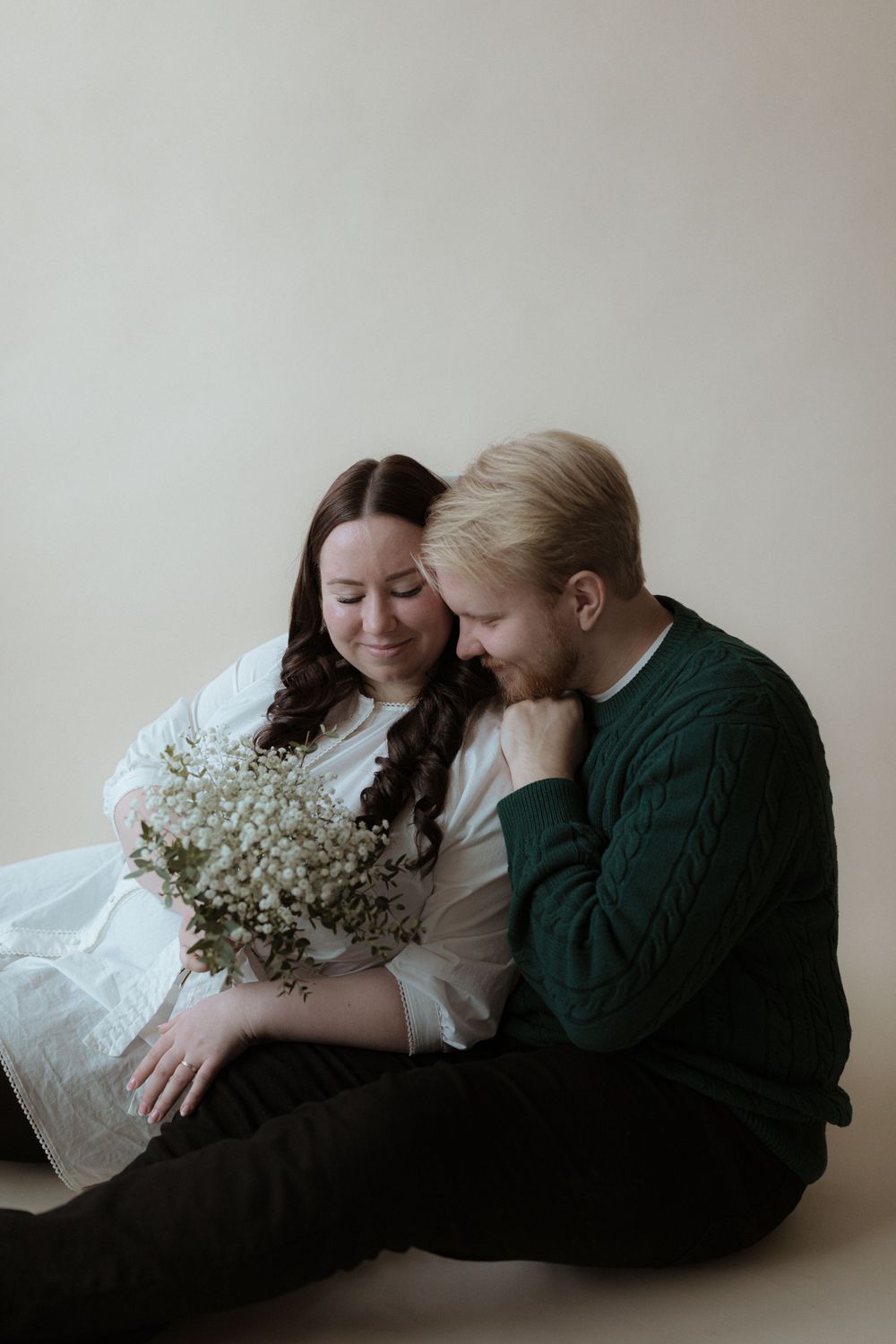 Engagement photo shoot Helsinki. Kihalkuvaus / pariskuntakuvaus
