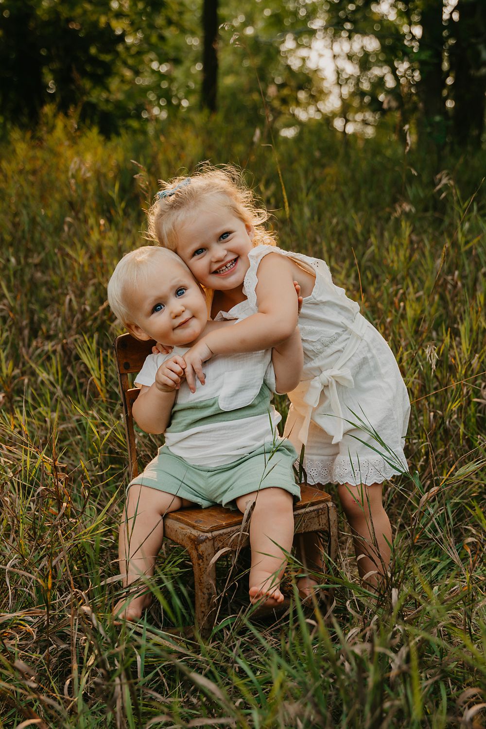 siblings, summer, outdoor, golden hour, Michigan