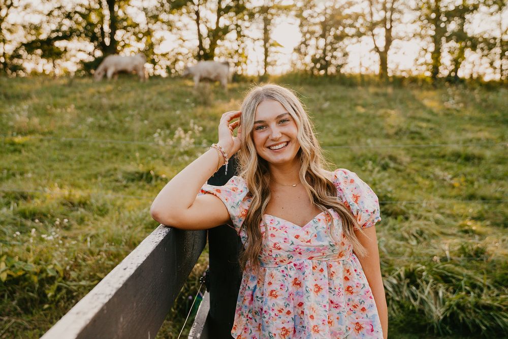 senior, girl, farm, cow, country, rustic