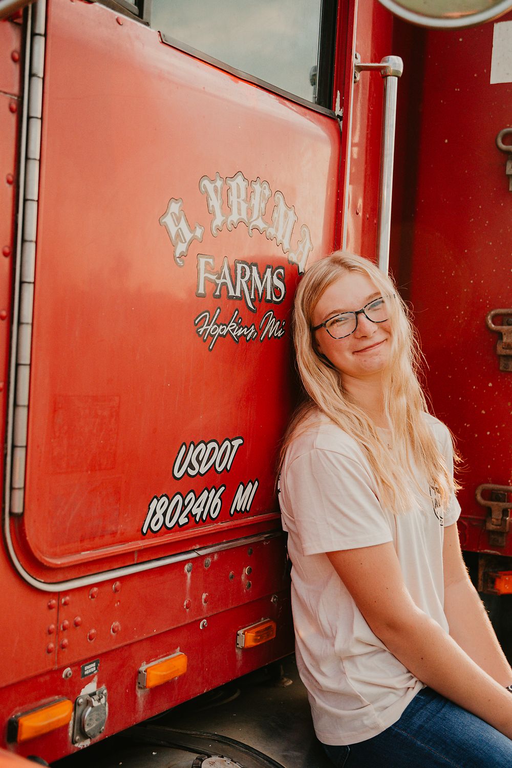 senior, girl, farm equipment, rustic, farm, country