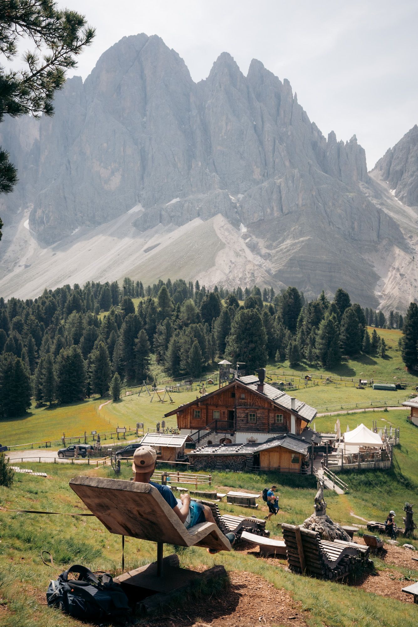 transat en bois au rifugio delle odle