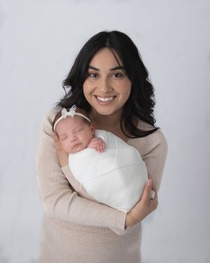 San Diego newborn photographer in home studio