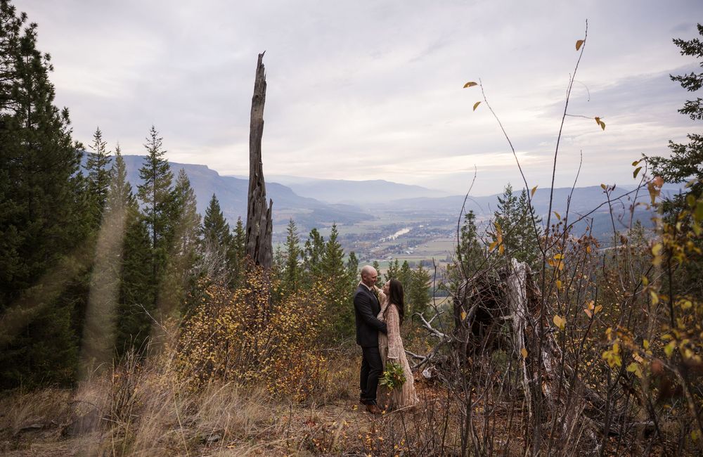 Kayleigh Seibel Photography - Salmon Arm BC - Elopement - Tin Poppy