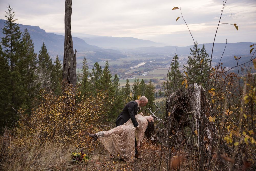 Kayleigh Seibel Photography - Salmon Arm BC - Elopement - Tin Poppy