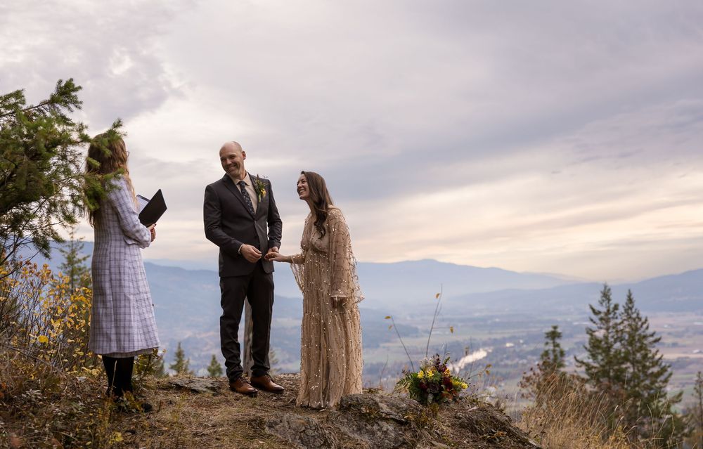 Kayleigh Seibel Photography - Salmon Arm BC - Elopement - Tin Poppy