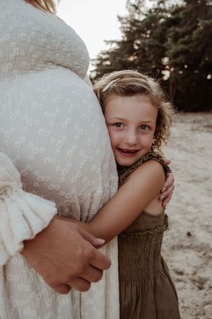 Fotograaf Brabant Oss Den Bosch Uden fotografie zwangerschap zwangerschapsshoot ouders mama momlife Sis&So Pregnant momtobe