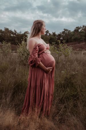 Fotograaf Brabant Oss Den Bosch Uden fotografie zwangerschap zwangerschapsshoot ouders mama momlife Sis&So Pregnant momtobe