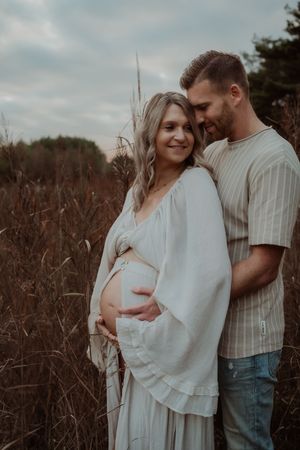 Fotograaf Brabant Oss Den Bosch Uden fotografie zwangerschap zwangerschapsshoot ouders mama momlife Sis&So Pregnant momtobe
