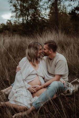Fotograaf Brabant Oss Den Bosch Uden fotografie zwangerschap zwangerschapsshoot ouders mama momlife Sis&So Pregnant momtobe