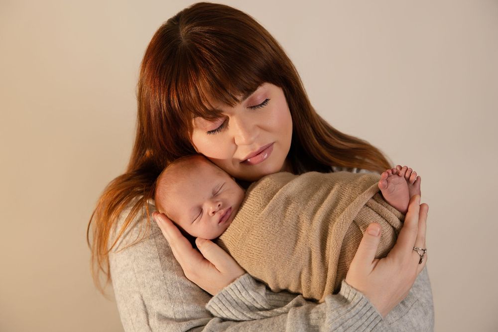 Salt Lake City newborn photographer specializing in timeless, true-to-color portraits