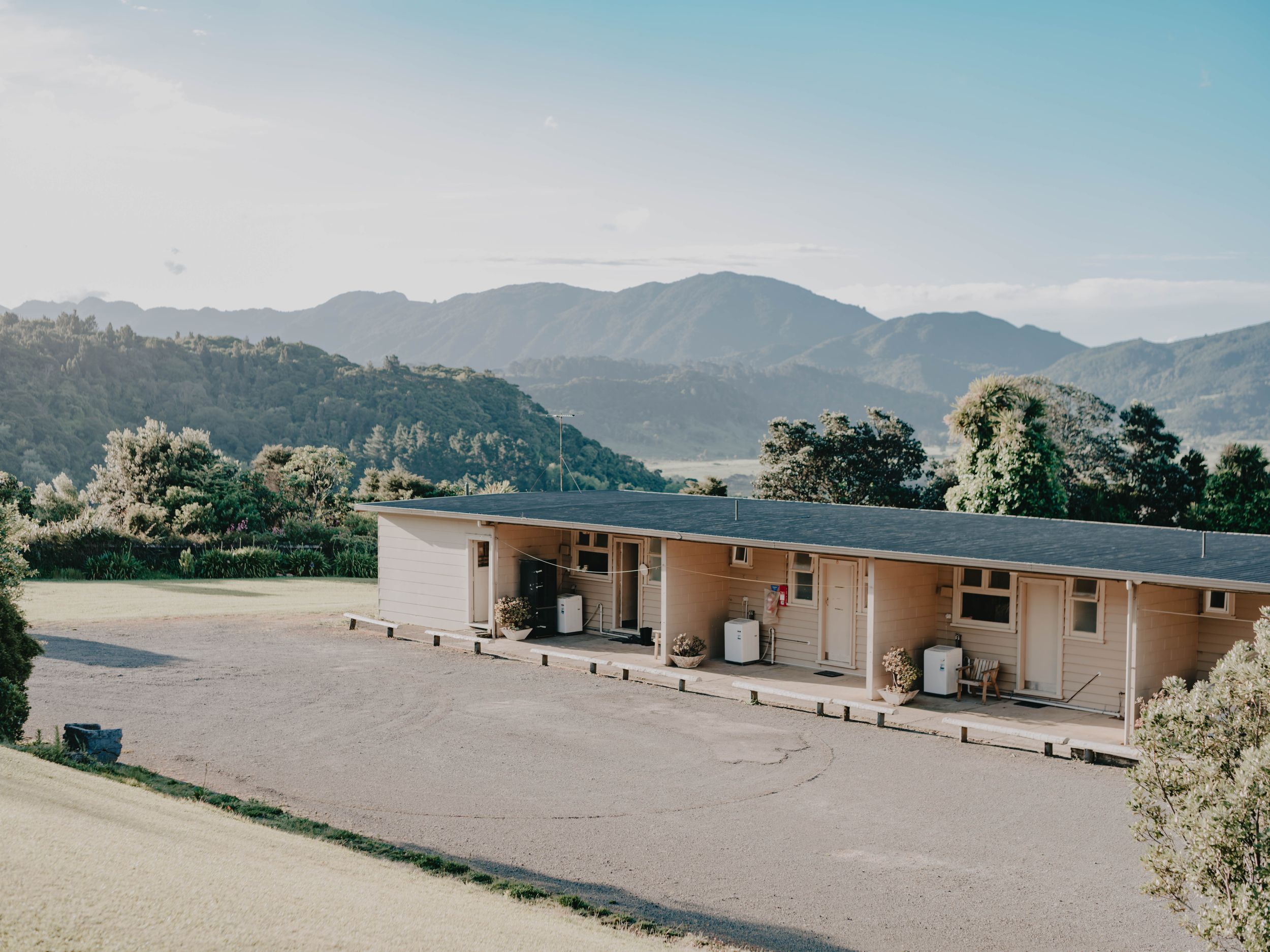 Motel along the east coast peninsula of the North Island of New Zealand. 2025 , 2025