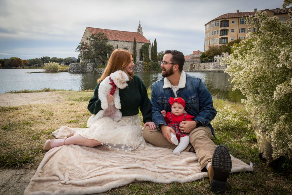 Professional Texas Family Photographer, Christmas Minis, Editorial Photography, Portrait Photographer, Family Photo, Affordable