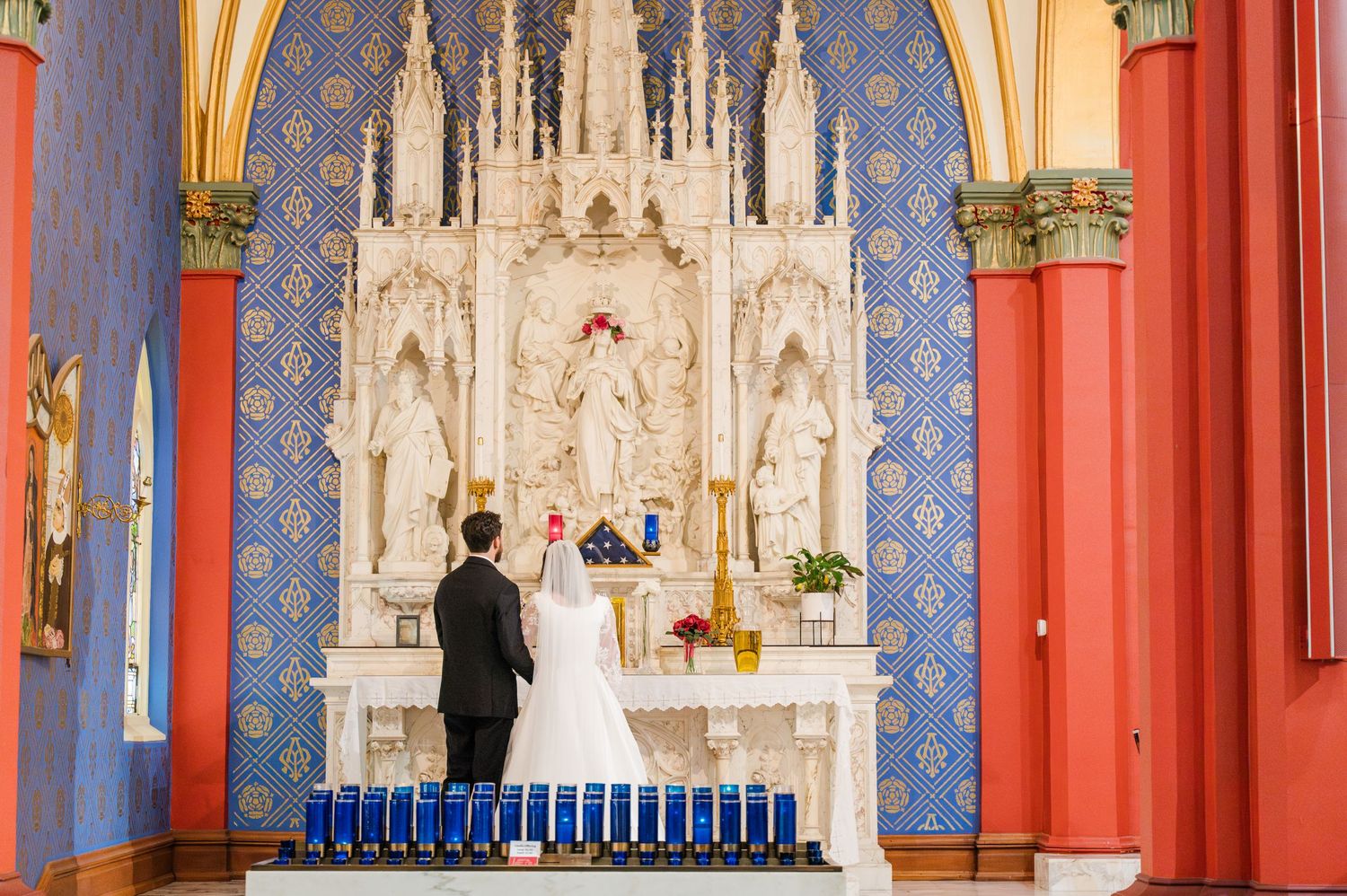 Wedding at Holy Family Cathedral Tulsa Oklahoma.