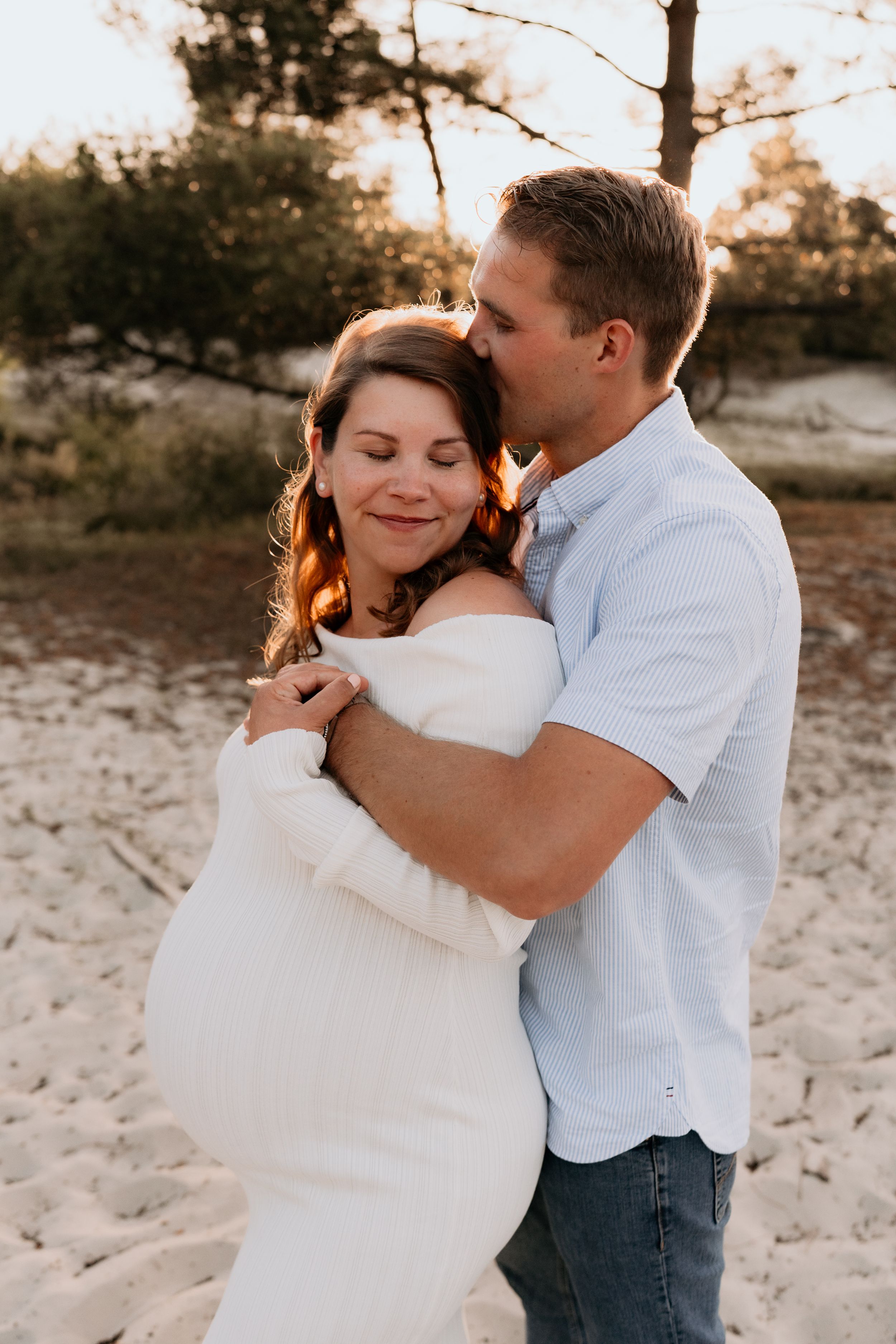 Lifestyle fotograaf Heerhugowaard voor zwangerschapshoots en gezinnen.