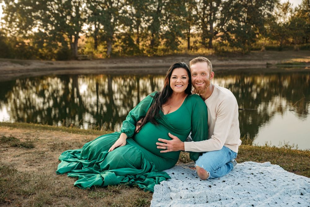 St. Louis Family Photographer Ashley Dawn Photography Quail Ridge, Wentzville, MO  Photographer Maternity Pregnancy Photos