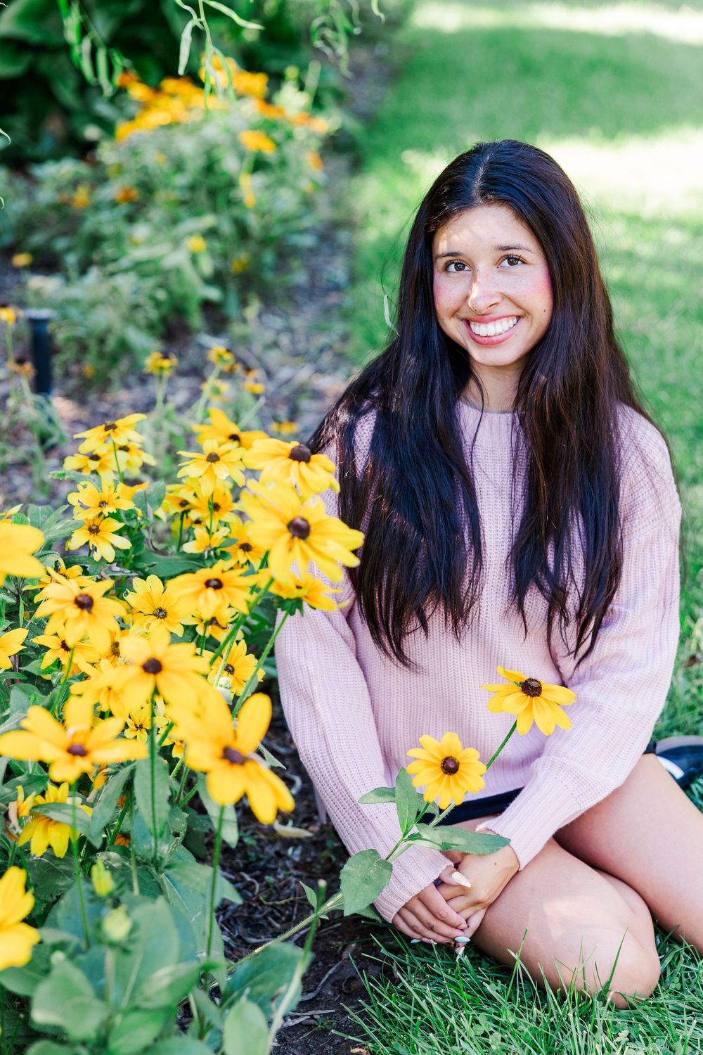 Simi Valley, CA 2025-26 Senior Rep Team @ the Huntington Library.  Senior Photos, Ventura  and Los Angeles County Senior Photographer.