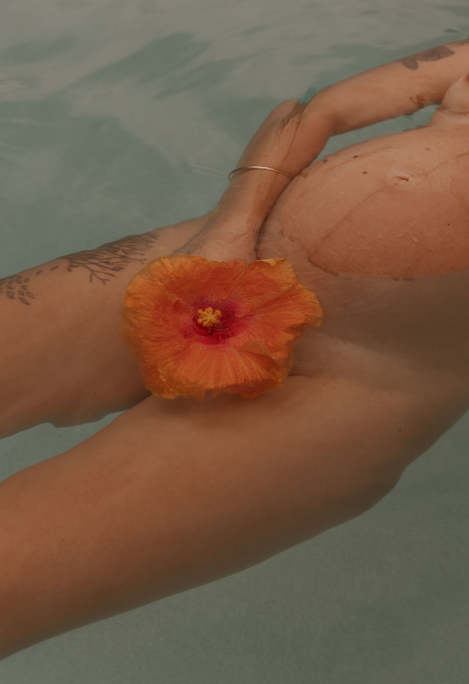 Underwater Maternity, Pregnancy, Sunshine Coast Photographer, Sunshine Coast Maternity Photographer