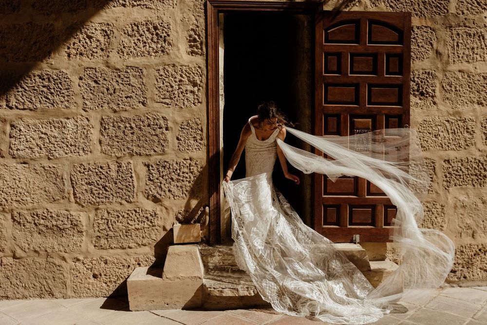 roda wedding bride