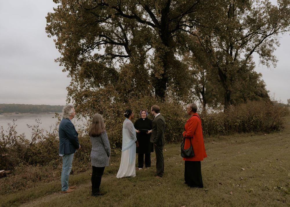 Wedding Elopement on the Mississippi River Downtown Memphis TN