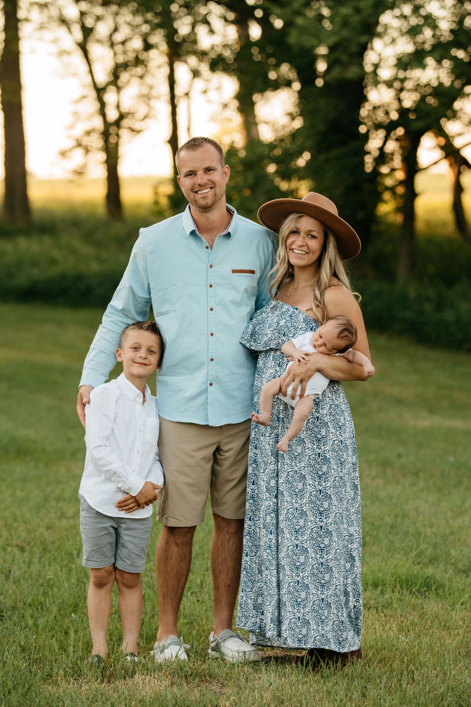 Family Photographer in Sioux Falls, SD
Family Portraits Sioux Falls, SD
Family Photos Sioux Falls, SD
Family Photographer in South Dakota
