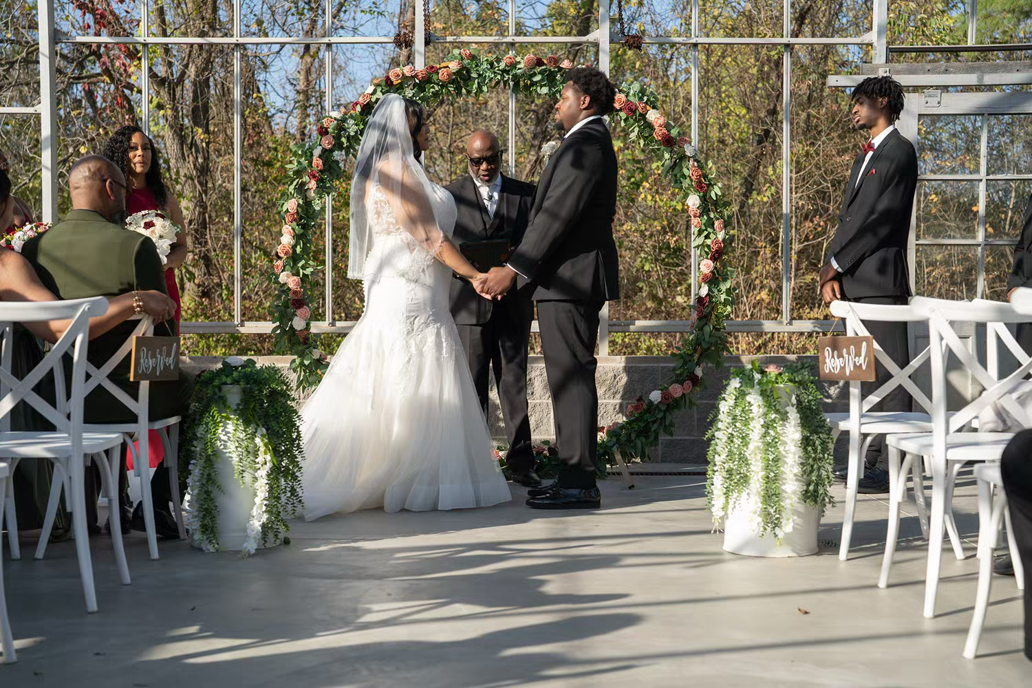 Alum Creek Farm Wedding outdoor ceremony
