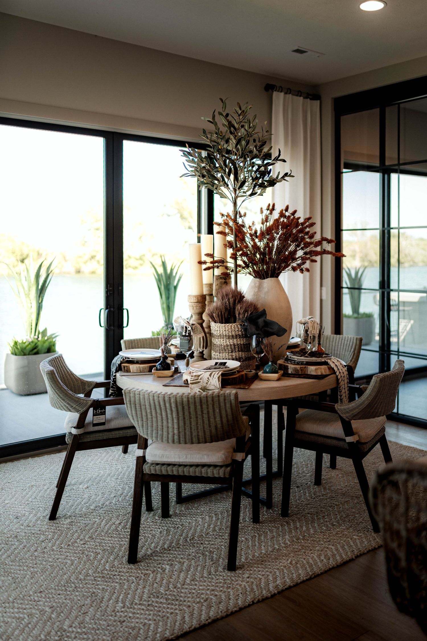 Luxury dining room real estate photography in Chesapeake listing