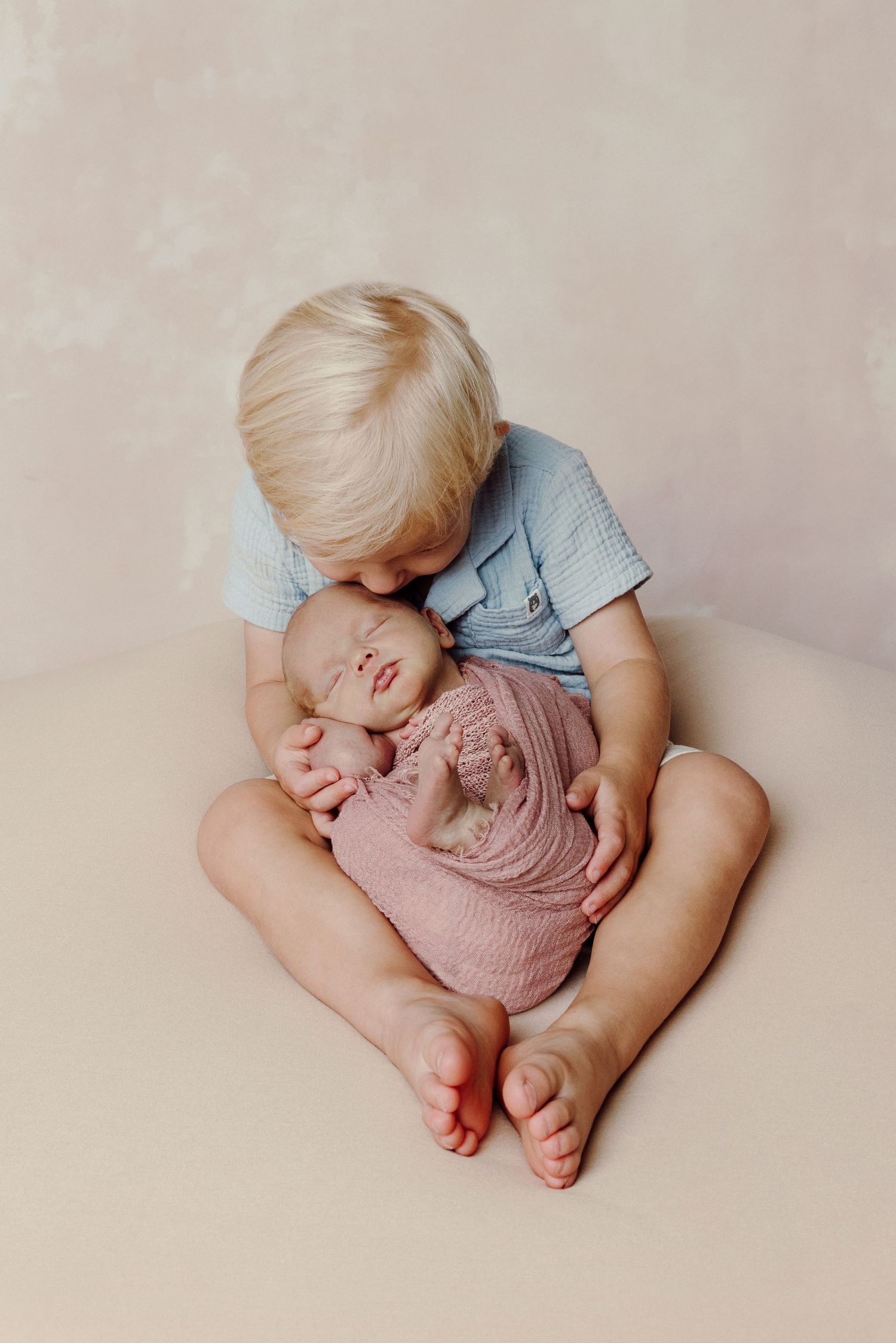 newborn photos, newborn photo session, newborn portraits, best newborn photographer Thornton, best newborn photographer Denver, cute newborn