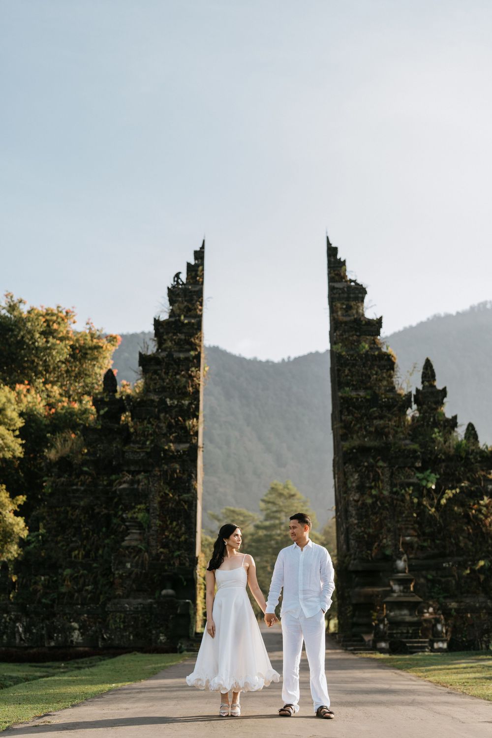 Professional couple photography services at Handara Gate Bali.