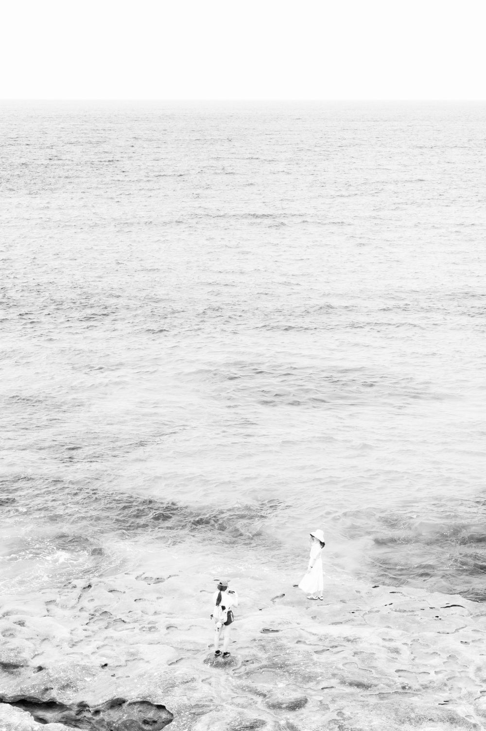 Tamarama black and white seascape