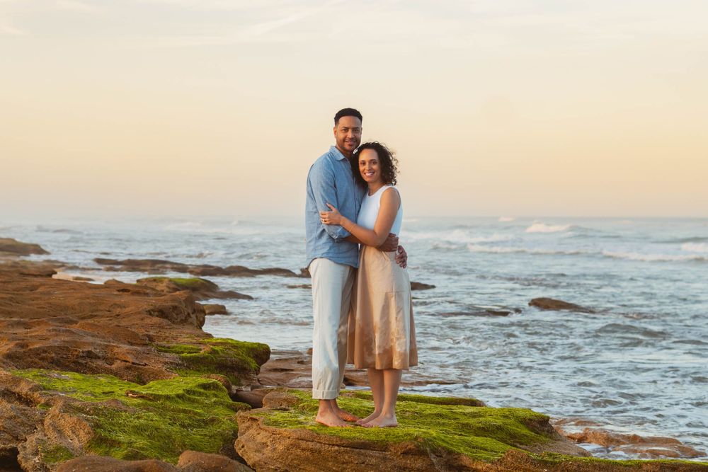 Photoshoot at Washington Oaks Gardens State Park Palm Coast Florida. Couple's photos on coquina beach rocks.