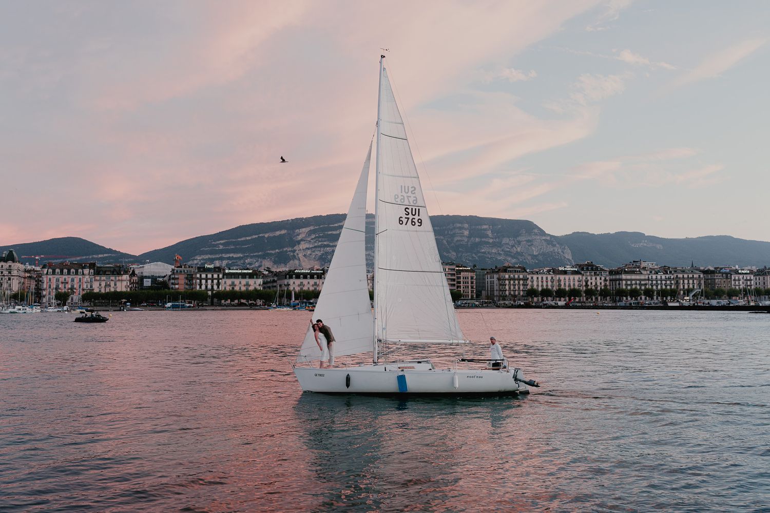 Séance engagement en voilier sur le lac Léman à Genève.