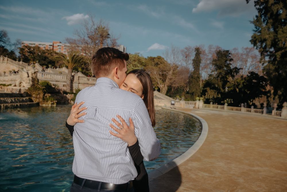 Loving couple holding hands park Barcelona Surprise proposal Barcelona BarcelonaLoversPH
