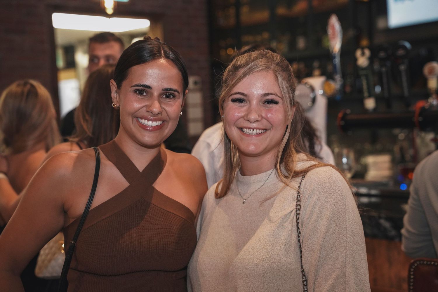 Une soirée d’entreprise réussie, mêlant échanges professionnels et ambiance conviviale. Un moment fort pour renforcer la cohésion d’équipe.
