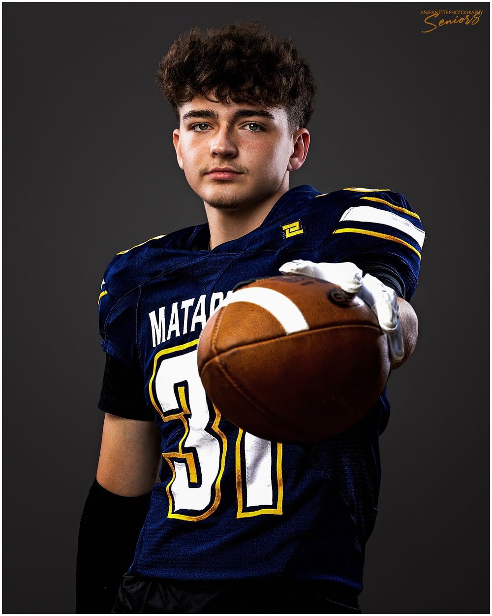 Phoenix Arizona Team Sports Banner Pictures by Anjeanette Photography Graduation High School Seniors AZ
Sports Banner team Pictures Phoenix