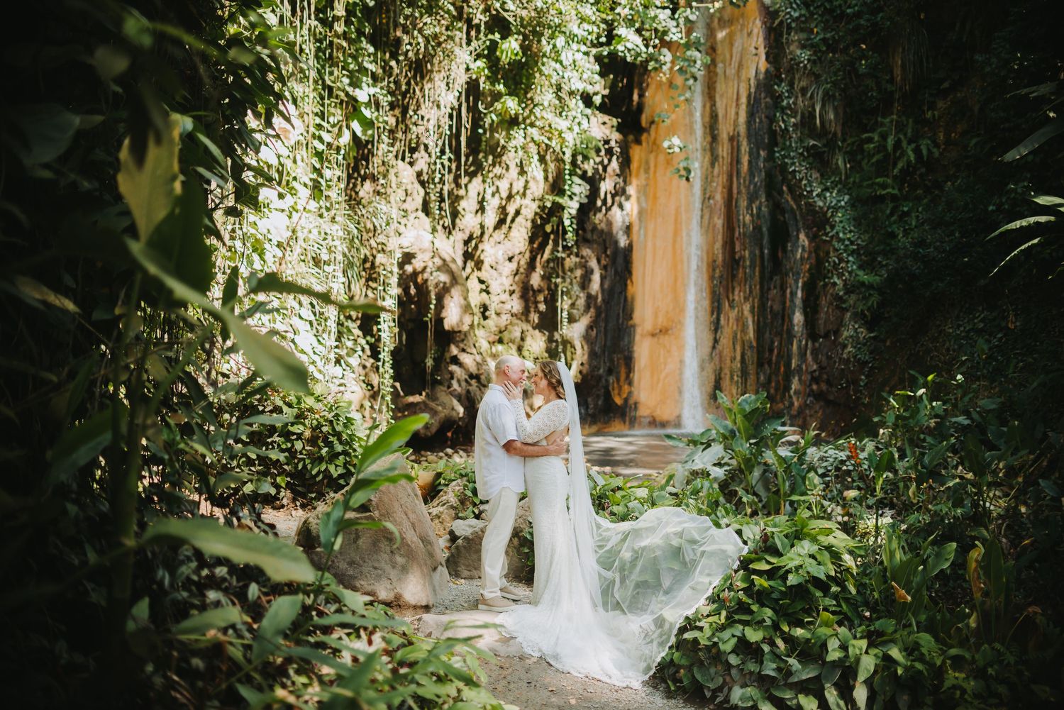 St Lucia wedding photographer captures Destination elopement wedding at Diamond falls in Soufriere, St Lucia