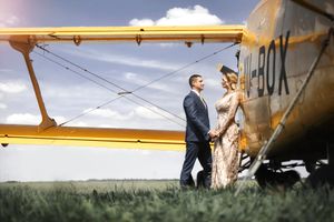 Fotografisanje Venčanja
Fotograf za venčanje
Mladenci 
Mlada
Mladoženja
Smeh
Sreća
Radost
Ljubav
Avion 
Nebo
Leto 
Toplo
Krila