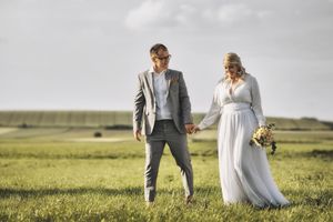 Fotografisanje Venčanja
Fotograf za venčanje
Mladenci 
Mlada
Mladoženja
Smeh
Sreća
Radost
Ljubav
Session
Polje 
Setnja
poziranje