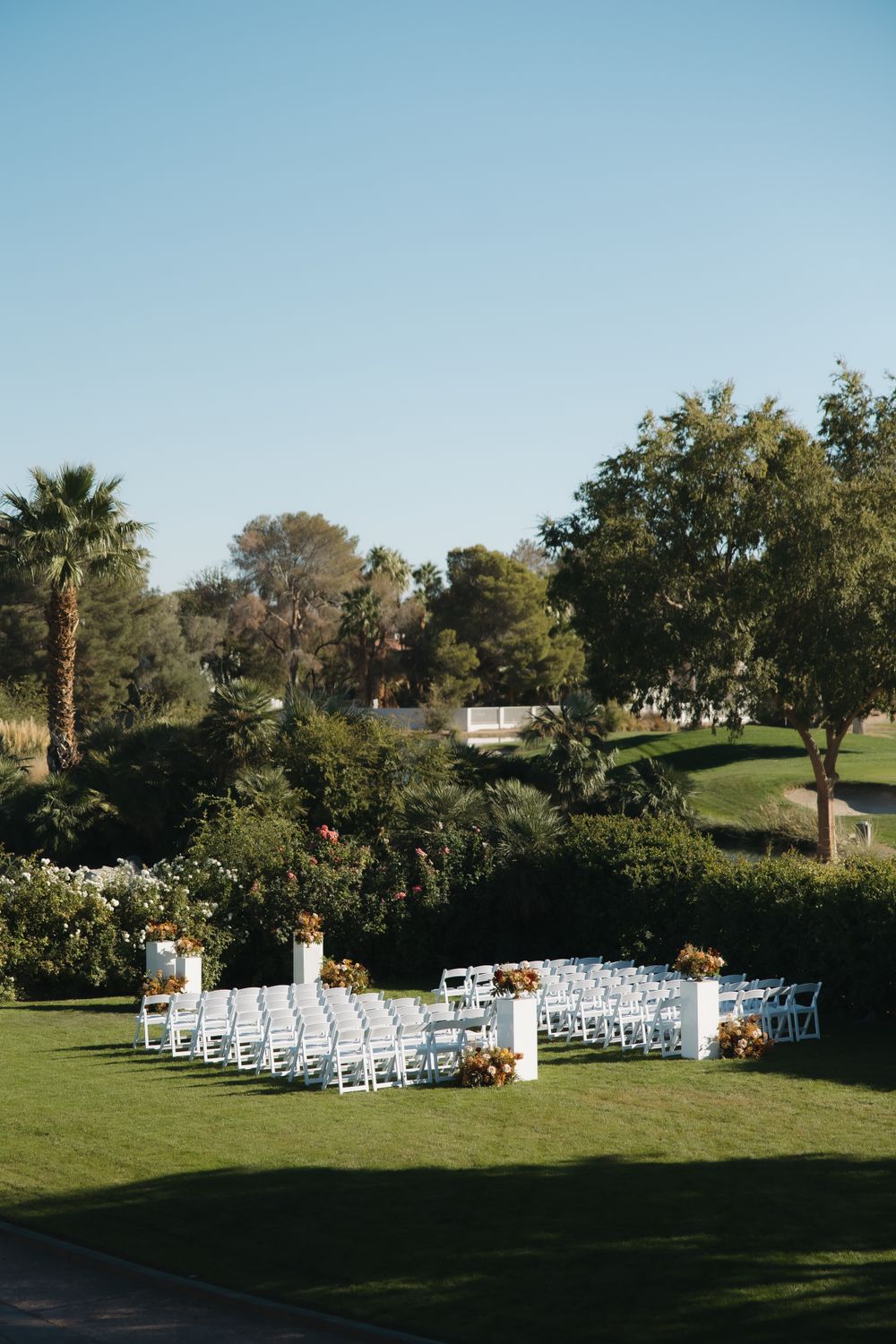 bride and groom wedding photos by Julia Stockton - Las Vegas, NV Wedding Photographer